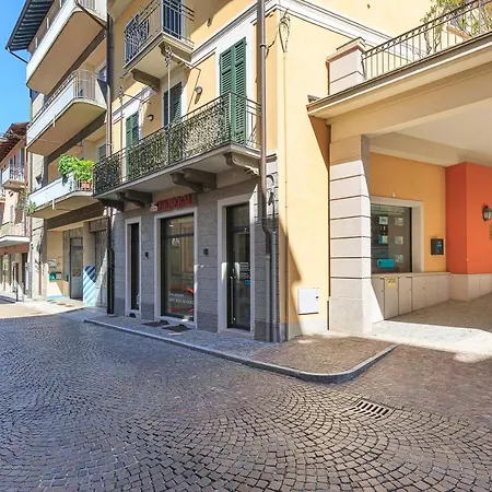 Apartment Dolfin - Nel Centro Di - By Impero House Stresa