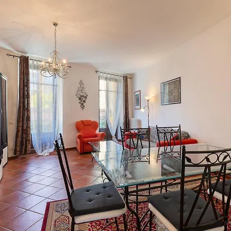 Apartment Dolfin - Nel Centro Di - By Impero House Stresa
